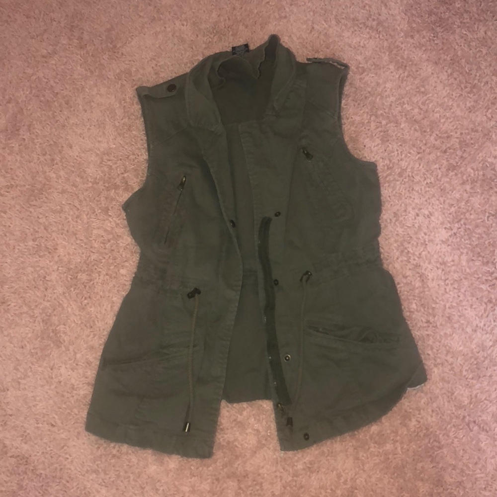 Short sleeve jacket